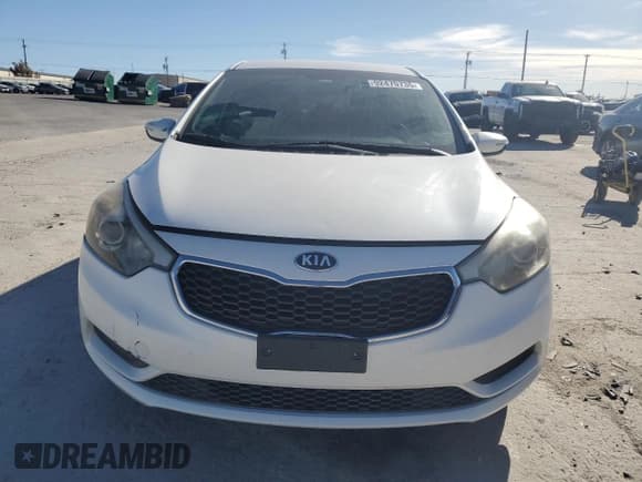 ✅ 2014 Kia Forte LX • VIN: KNAFX4A69E5184460 • Лот: 92470735. Опубликован ранее на Copart с пробегом 164 355 миль. Бесплатный доступ к архиву аукционных продаж из США и подробный отчёт об истории автомобиля на DreamBid. Изображение 5.