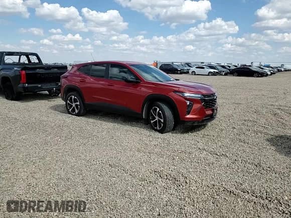 2024 Chevrolet Trax 1RS с VIN KL77LGE22RC007212, выставлен на аукционе Copart как лот 86273835 с пробегом 23 156 миль миль и Списание • Salvage title. История ставок и продаж доступна на DreamBid. Изображение 14.