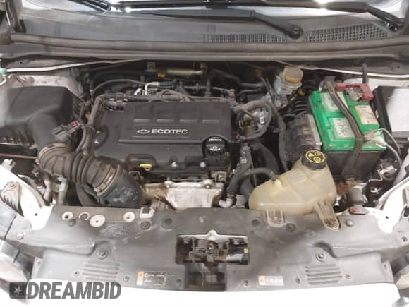 2015 Chevrolet Sonic RS z VIN 1G1JG5SB4F4164728, wystawiony jako IAAI lot #41325909 z przebiegiem 137 169 mil mil oraz . Historia ofert i sprzedaży dostępna na DreamBid. Obrazek 10.