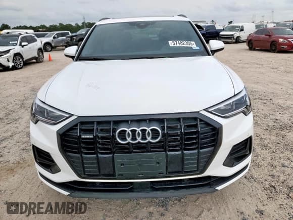 ✅ 2024 Audi Q3 Premium • VIN: WA1AUCF31R1085105 • Lot: 57482305. Wystawiony na Copart z przebiegiem 12 334 mil. Bezpłatny archiwum sprzedaży aukcyjnych z USA i szczegółowy raport historii pojazdu na DreamBid. Zdjęcie 5.