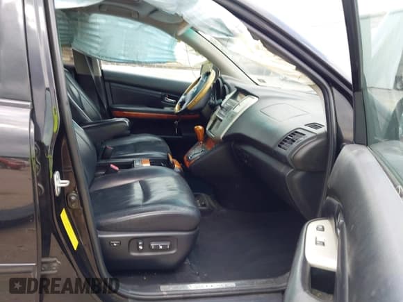 ✅ 2006 Lexus RX 330 • VIN: 2T2GA31U56C045993 • Lot: 43132426. Listed on IAAI with 277,715 mi. Free auction sales archive from the USA and detailed vehicle history report at DreamBid. Image 5.