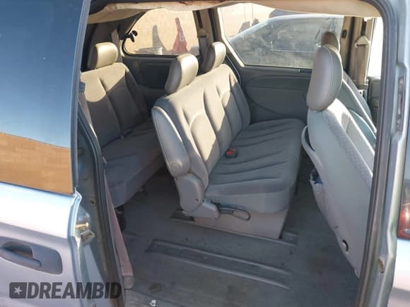 ✅ 2005 Dodge Caravan SE • VIN: 1D4GP25B05B410702 • Lot: 43847060. Wystawiony na IAAI z przebiegiem 102 984 mil. Bezpłatny archiwum sprzedaży aukcyjnych z USA i szczegółowy raport historii pojazdu na DreamBid. Zdjęcie 8.