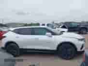 2020 Chevrolet Blazer RS z VIN 3GNKBERS0LS662038, wystawiony jako IAAI lot #42753311 z przebiegiem 81 391 mil mil oraz . Historia ofert i sprzedaży dostępna na DreamBid. Obrazek 13.