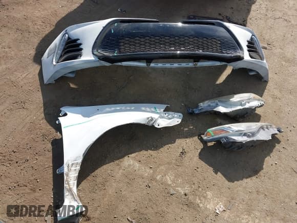 ✅ 2018 Toyota Corolla SE • VIN: 5YFBURHE8JP743126 • Lot: 43665723. Listed on IAAI with 127,866 mi. Free auction sales archive from the USA and detailed vehicle history report at DreamBid. Image 12.