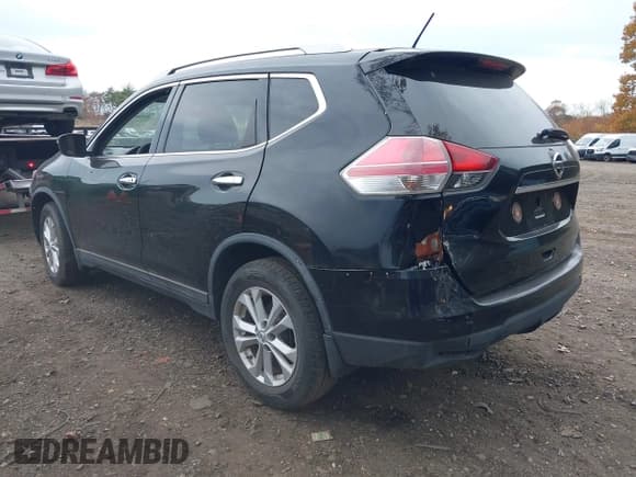 ✅ 2015 Nissan Rogue S • VIN: KNMAT2MV0FP552188 • Lot: 43598528. Listed on IAAI with 84,992 mi. Free auction sales archive from the USA and detailed vehicle history report at DreamBid. Image 3.