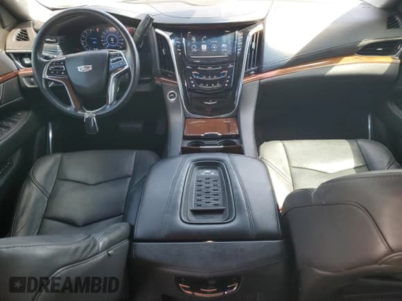 ✅ 2016 Cadillac Escalade ESV Luxury Collection • VIN: 1GYS4HKJ0GR116493 • Lot: 82745185. Wystawiony na Copart z przebiegiem 106 023 mil. Bezpłatny archiwum sprzedaży aukcyjnych z USA i szczegółowy raport historii pojazdu na DreamBid. Zdjęcie 8.
