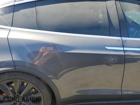 ✅ 2021 Tesla Model X Performance • VIN: 5YJXCDE42MF320839 • Lot: 63784705. Wystawiony na Copart z przebiegiem 24 760 mil. Bezpłatny archiwum sprzedaży aukcyjnych z USA i szczegółowy raport historii pojazdu na DreamBid. Zdjęcie 11.