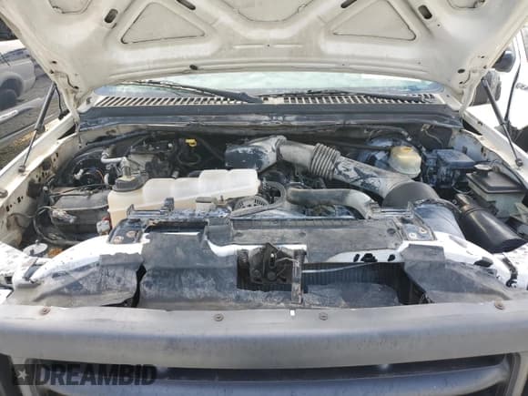 ✅ 2001 Ford F-350 XL • VIN: 1FTSW30L21EB93260 • Lot: 45002565. Listed on Copart with 307,878 mi. Free auction sales archive from the USA and detailed vehicle history report at DreamBid. Image 11.