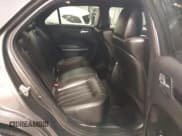 ✅ 2018 Chrysler 300 S • VIN: 2C3CCABG6JH244774 • Lot: 43376392. Wystawiony na IAAI z przebiegiem 158 040 mil. Bezpłatny archiwum sprzedaży aukcyjnych z USA i szczegółowy raport historii pojazdu na DreamBid. Zdjęcie 8.