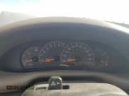 ✅ 2003 Pontiac Sunfire • VIN: 1G2JB12F837289781 • Lot: 64494854. Wystawiony na Copart z przebiegiem Nie podano. Bezpłatny archiwum sprzedaży aukcyjnych z USA i szczegółowy raport historii pojazdu na DreamBid. Zdjęcie 9.