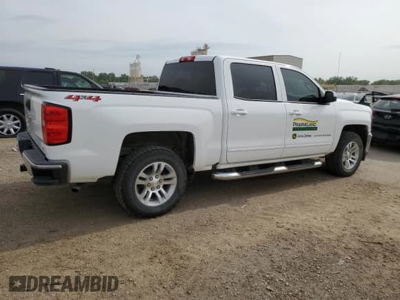 ✅ 2018 Chevrolet Silverado 1500 LT • VIN: 3GCUKREC4JG461928 • Лот: 59186463. Опубликован ранее на Copart с пробегом 124 987 миль. Бесплатный доступ к архиву аукционных продаж из США и подробный отчёт об истории автомобиля на DreamBid. Изображение 3.
