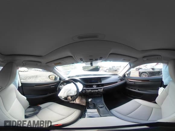 ✅ 2016 Lexus ES 330 • VIN: 58ABK1GG2GU023847 • Lot: 43440581. Listed on IAAI with 20,827 mi. Free auction sales archive from the USA and detailed vehicle history report at DreamBid. Image 18.