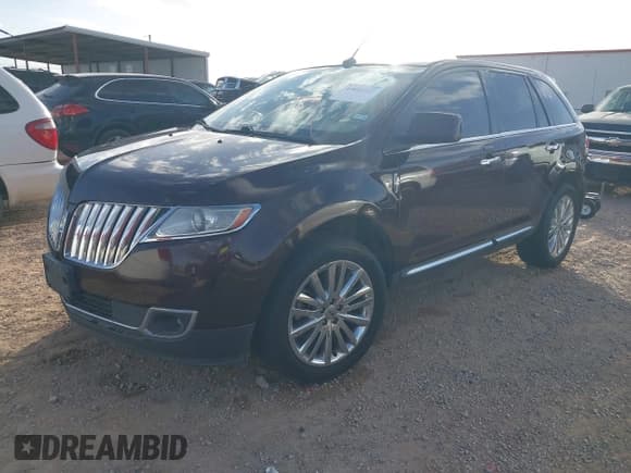 ✅ 2011 Lincoln MKX • VIN: 2LMDJ6JKXBBJ15904 • Lot: 43812327. Listed on IAAI with 185,326 mi. Free auction sales archive from the USA and detailed vehicle history report at DreamBid. Image 2.