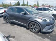 ✅ 2018 Toyota C-HR XLE • VIN: JTNKHMBX8J1007000 • Lot: 43185445. Wystawiony na IAAI z przebiegiem 109 419 mil. Bezpłatny archiwum sprzedaży aukcyjnych z USA i szczegółowy raport historii pojazdu na DreamBid. Zdjęcie 1.