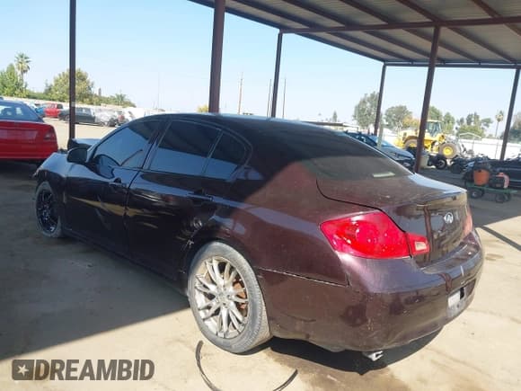 ✅ 2007 Infiniti G35 Journey • VIN: JNKBV61E67M705118 • Lot: 43226065. Wystawiony na IAAI z przebiegiem 178 225 mil. Bezpłatny archiwum sprzedaży aukcyjnych z USA i szczegółowy raport historii pojazdu na DreamBid. Zdjęcie 3.
