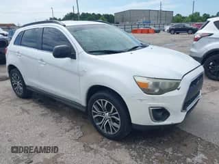 2013 Mitsubishi Outlander LE with VIN 4A4AP5AU0DE022516, listed as a IAAI auction lot 42462262 with 193,237 mi miles and . Bid and sale history available at DreamBid. Image 1.
