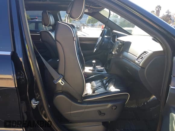 ✅ 2015 Jeep Grand Cherokee Overland • VIN: 1C4RJFCT0FC787911 • Lot: 43399363. Listed on IAAI with Not provided. Free auction sales archive from the USA and detailed vehicle history report at DreamBid. Image 5.