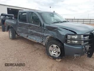✅ 2010 Chevrolet Silverado 1500 LT • VIN: 3GCRKSE31AG178416 • Lot: 43531102. Wystawiony na IAAI z przebiegiem 220 777 mil. Bezpłatny archiwum sprzedaży aukcyjnych z USA i szczegółowy raport historii pojazdu na DreamBid. Zdjęcie 6.