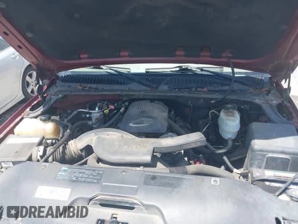 ✅ 2004 GMC Yukon SLT • VIN: 1GKEC13Z04R236425 • Lot: 42487534. Wystawiony na IAAI z przebiegiem 285 094 mil. Bezpłatny archiwum sprzedaży aukcyjnych z USA i szczegółowy raport historii pojazdu na DreamBid. Zdjęcie 10.