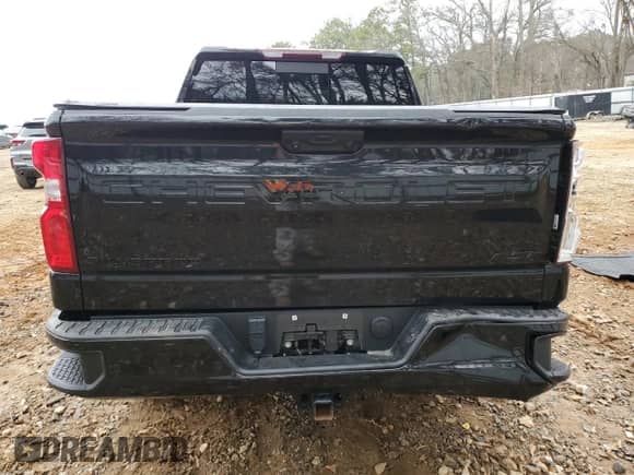 2023 Chevrolet Silverado 1500 RST with VIN 2GCPADED2P1122016, listed as a Copart auction lot 42699315 with 25,739 mi miles and Salvage title. Bid and sale history available at DreamBid. Image 6.