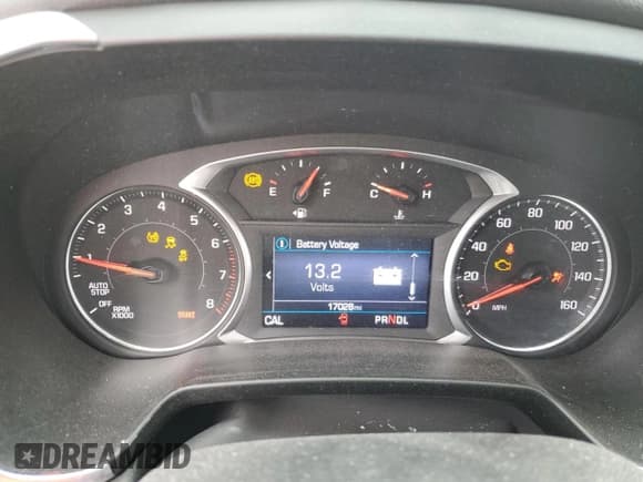 ✅ 2022 Chevrolet Blazer LT • VIN: 3GNKBCR44NS124595 • Lot: 89550005. Wystawiony na Copart z przebiegiem 17 028 mil. Bezpłatny archiwum sprzedaży aukcyjnych z USA i szczegółowy raport historii pojazdu na DreamBid. Zdjęcie 9.