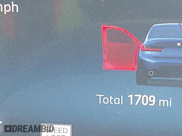 ✅ 2026 BMW 3 Series 330i NA xDrive • VIN: 3MW89CW08T8F89789 • Lot: 43675444. Listed on IAAI with 1,709 mi. Free auction sales archive from the USA and detailed vehicle history report at DreamBid. Image 16.