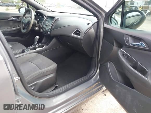 2017 Chevrolet Cruze LT with VIN 1G1BE5SMXH7215310, listed as a IAAI auction lot 43400905 with 129,073 mi miles and . Bid and sale history available at DreamBid. Image 5.