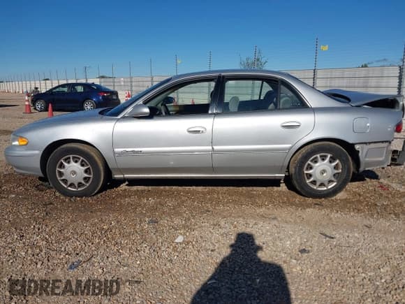 ✅ 2002 Buick Century Custom • VIN: 2G4WS52J121124420 • Лот: 43662707. Опубликован ранее на IAAI с пробегом 94 409 миль. Бесплатный доступ к архиву аукционных продаж из США и подробный отчёт об истории автомобиля на DreamBid. Изображение 14.