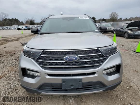 ✅ 2021 Ford Explorer XLT • VIN: 1FMSK7DHXMGB12132 • Lot: 88891395. Wystawiony na Copart z przebiegiem 45 025 mil. Bezpłatny archiwum sprzedaży aukcyjnych z USA i szczegółowy raport historii pojazdu na DreamBid. Zdjęcie 5.