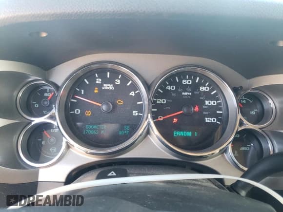 ✅ 2013 Chevrolet Silverado 2500HD LT • VIN: 1GC1KXC88DF213967 • Lot: 90948965. Listed on Copart with 170,863 mi. Free auction sales archive from the USA and detailed vehicle history report at DreamBid. Image 9.