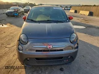 ✅ 2014 FIAT 500e • VIN: 3C3CFFGE5ET245200 • Lot: 94243365. Wystawiony na Copart z przebiegiem 38 958 mil. Bezpłatny archiwum sprzedaży aukcyjnych z USA i szczegółowy raport historii pojazdu na DreamBid. Zdjęcie 5.
