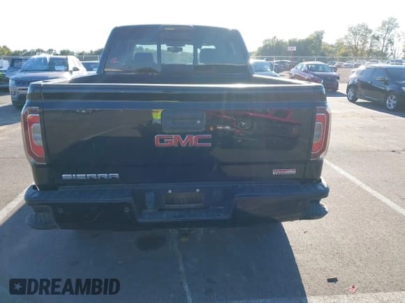 ✅ 2017 GMC Sierra 1500 SLT • VIN: 3GTU2NEJ9HG163733 • Lot: 43472082. Listed on IAAI with 142,828 mi. Free auction sales archive from the USA and detailed vehicle history report at DreamBid. Image 16.