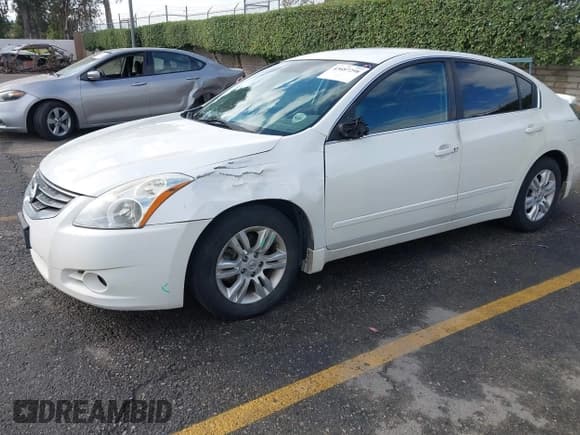 ✅ 2012 Nissan Altima S • VIN: 1N4AL2AP4CN570356 • Lot: 43687298. Wystawiony na IAAI z przebiegiem 173 415 mil. Bezpłatny archiwum sprzedaży aukcyjnych z USA i szczegółowy raport historii pojazdu na DreamBid. Zdjęcie 17.