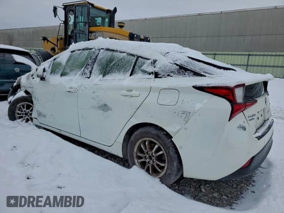 ✅ 2020 Toyota Prius LE • VIN: JTDL9RFU2L3016298 • Lot: 92900505. Wystawiony na Copart z przebiegiem 121 954 mil. Bezpłatny archiwum sprzedaży aukcyjnych z USA i szczegółowy raport historii pojazdu na DreamBid. Zdjęcie 2.
