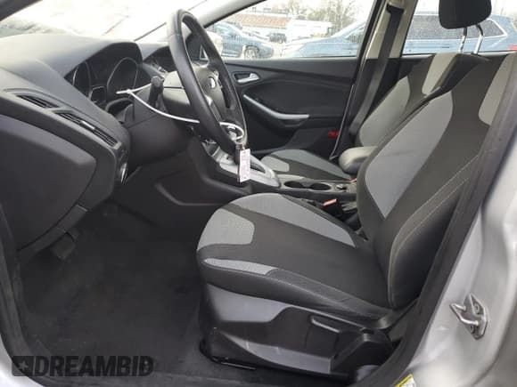 ✅ 2012 Ford Focus SE • VIN: 1FAHP3K23CL188553 • Lot: 93265285. Wystawiony na Copart z przebiegiem 63 010 mil. Bezpłatny archiwum sprzedaży aukcyjnych z USA i szczegółowy raport historii pojazdu na DreamBid. Zdjęcie 7.