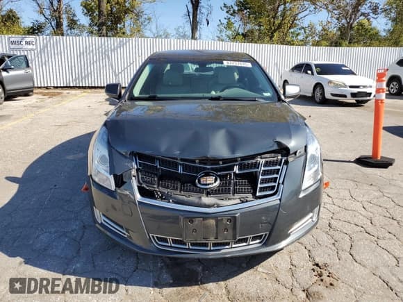 ✅ 2014 Cadillac XTS Luxury • VIN: 2G61N5S39E9225270 • Lot: 87237635. Wystawiony na Copart z przebiegiem 127 697 mil. Bezpłatny archiwum sprzedaży aukcyjnych z USA i szczegółowy raport historii pojazdu na DreamBid. Zdjęcie 5.