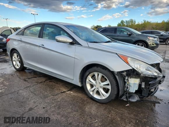 ✅ 2011 Hyundai Sonata Limited • VIN: 5NPEC4AC2BH139128 • Лот: 84434555. Опубликован ранее на Copart с пробегом 99 917 миль. Бесплатный доступ к архиву аукционных продаж из США и подробный отчёт об истории автомобиля на DreamBid. Изображение 4.