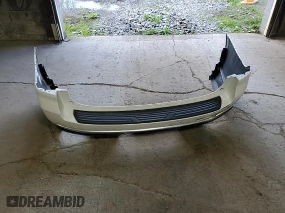 ✅ 2021 Chevrolet Suburban High Country • VIN: 1GNSKGKL6MR426724 • Lot: 74286054. Wystawiony na Copart z przebiegiem 36 428 mil. Bezpłatny archiwum sprzedaży aukcyjnych z USA i szczegółowy raport historii pojazdu na DreamBid. Zdjęcie 13.