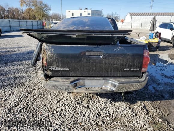 ✅ 2008 Toyota Tacoma • VIN: 5TEUU42N88Z481732 • Лот: 92465735. Опубликован ранее на Copart с пробегом 224 948 миль. Бесплатный доступ к архиву аукционных продаж из США и подробный отчёт об истории автомобиля на DreamBid. Изображение 6.