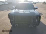 ✅ 2018 Chevrolet Silverado 1500 LT • VIN: 3GCPCREC6JG261062 • Lot: 91107325. Wystawiony na Copart z przebiegiem 150 265 mil. Bezpłatny archiwum sprzedaży aukcyjnych z USA i szczegółowy raport historii pojazdu na DreamBid. Zdjęcie 5.