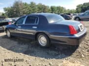 ✅ 1999 Lincoln Town Car Executive • VIN: 1LNHM81W1XY689255 • Lot: 65535545. Wystawiony na Copart z przebiegiem Nie podano. Bezpłatny archiwum sprzedaży aukcyjnych z USA i szczegółowy raport historii pojazdu na DreamBid. Zdjęcie 2.
