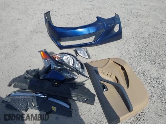 ✅ 2013 Hyundai Elantra GLS • VIN: KMHDH4AE2DU522361 • Lot: 43368006. Listed on IAAI with 109,810 mi. Free auction sales archive from the USA and detailed vehicle history report at DreamBid. Image 12.