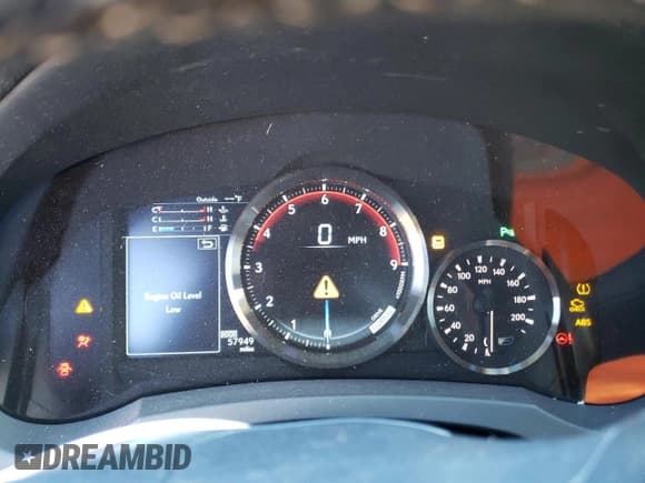 ✅ 2015 Lexus RC F • VIN: JTHHP5BC9F5000706 • Lot: 83778104. Wystawiony na Copart z przebiegiem 57 949 mil. Bezpłatny archiwum sprzedaży aukcyjnych z USA i szczegółowy raport historii pojazdu na DreamBid. Zdjęcie 9.