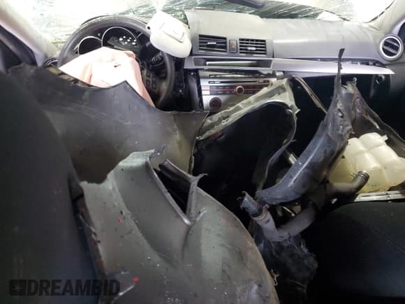 ✅ 2007 Mazda 3 S Sport • VIN: JM1BK143971678229 • Lot: 57037745. Wystawiony na Copart z przebiegiem Nie podano. Bezpłatny archiwum sprzedaży aukcyjnych z USA i szczegółowy raport historii pojazdu na DreamBid. Zdjęcie 8.