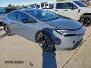 ✅ 2026 Toyota Prius LE • VIN: JTDACAAU7T3065675 • Лот: 94525205. Опубликован ранее на Copart с пробегом 999 миль. Бесплатный доступ к архиву аукционных продаж из США и подробный отчёт об истории автомобиля на DreamBid. Изображение 4.