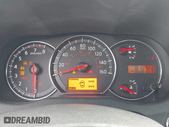 ✅ 2010 Nissan Maxima SV • VIN: 1N4AA5APXAC824698 • Лот: 42467032. Опубликован ранее на IAAI с пробегом 215 731 миль. Бесплатный доступ к архиву аукционных продаж из США и подробный отчёт об истории автомобиля на DreamBid. Изображение 7.