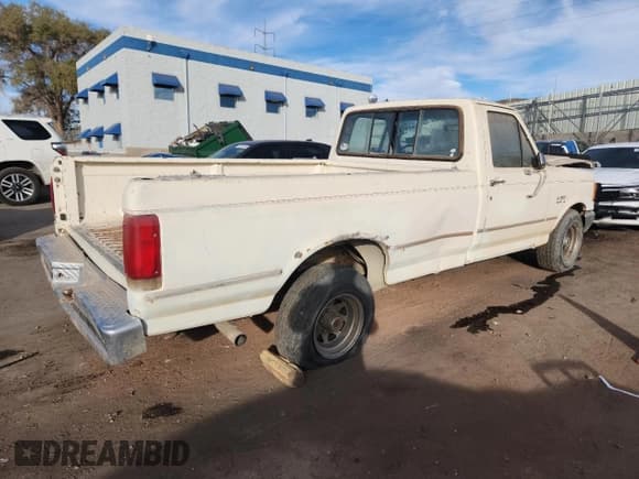 ✅ 1985 Ford F-150 • VIN: 1FTDF15Y3HPA88615 • Лот: 92452745. Опубликован ранее на Copart с пробегом 67 547 миль. Бесплатный доступ к архиву аукционных продаж из США и подробный отчёт об истории автомобиля на DreamBid. Изображение 3.