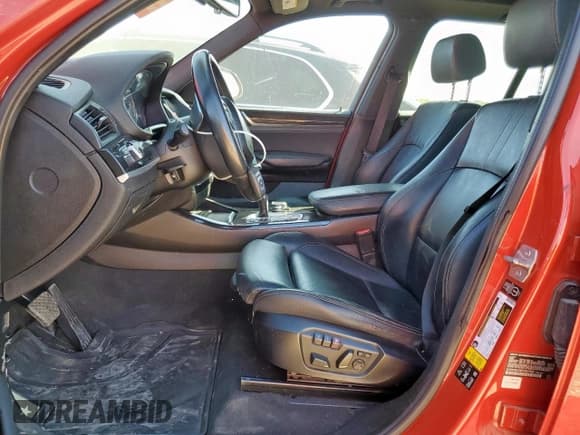 ✅ 2015 BMW X3 xDrive28i • VIN: 5UXWX9C59F0D57902 • Lot: 91120115. Wystawiony na Copart z przebiegiem Nie podano. Bezpłatny archiwum sprzedaży aukcyjnych z USA i szczegółowy raport historii pojazdu na DreamBid. Zdjęcie 7.