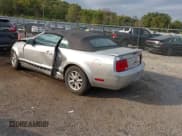 ✅ 2009 Ford Mustang • VIN: 1ZVHT84N095114611 • Lot: 43427616. Listed on IAAI with 81,282 mi. Free auction sales archive from the USA and detailed vehicle history report at DreamBid. Image 3.