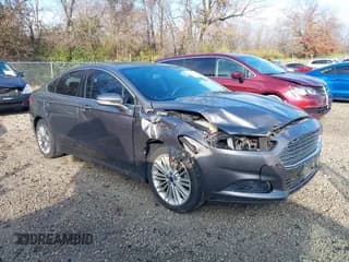 ✅ 2013 Ford Fusion SE • VIN: 3FA6P0H9XDR311388 • Lot: 43731043. Wystawiony na IAAI z przebiegiem 208 136 mil. Bezpłatny archiwum sprzedaży aukcyjnych z USA i szczegółowy raport historii pojazdu na DreamBid. Zdjęcie 1.